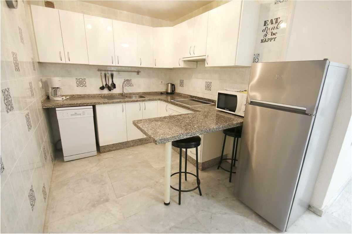 Dinastia B401 By Tenerife & Sales *